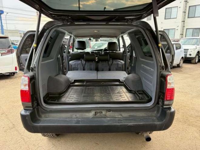 ハイラックスサーフ2.7 SSR-X Vセレクション 4WD　社外ナビ　バックカメラ　社外アルミホイール　エアコン　リフトアップ　パワステ　パワーウィンドウ　キーレスエントリー　ETC　ABS　ルーフレール 2700