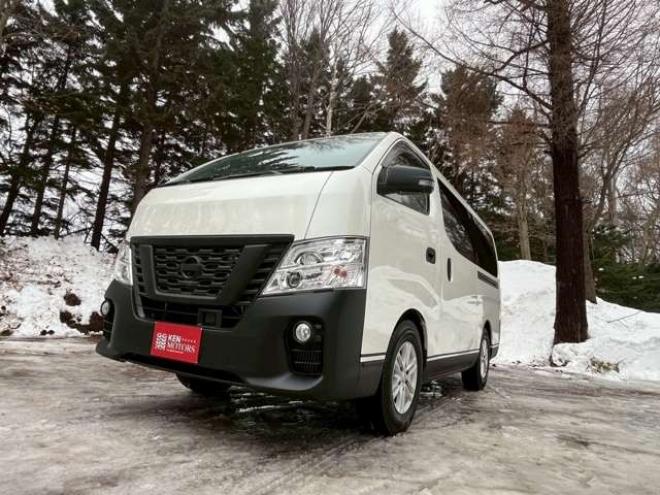 キャラバンNV350 2.5 プレミアムGX ロングボディ ディーゼルターボ 4WD　エンジンスターター　社外11インチナビ　バックカメラ　ETC　ワンオーナー　左側電動スライドドア　社外アルミ　パワーウィンドウ　パワステ　後席モニター　ABS　キーレスエントリー　衝突被害軽減ブレーキ 2500