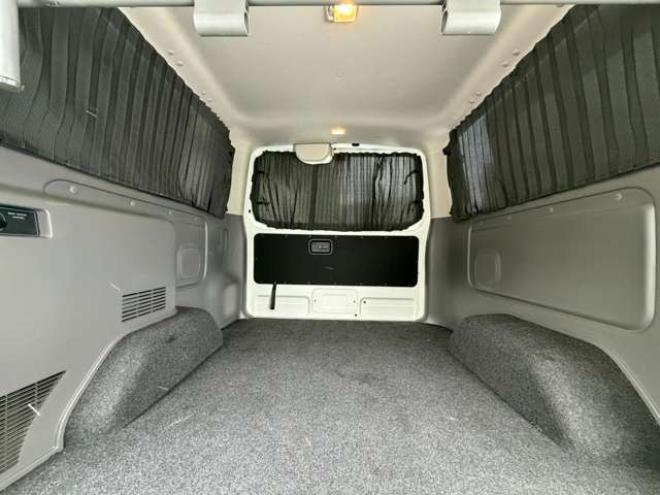 キャラバンNV350 2.5 プレミアムGX ロングボディ ディーゼルターボ 4WD　バックカメラ　エアコン　ドライブレコーダー　ETC　パワステ　パワーウィンドウ　スマートキー　キーレス　片側スライドドア 2500