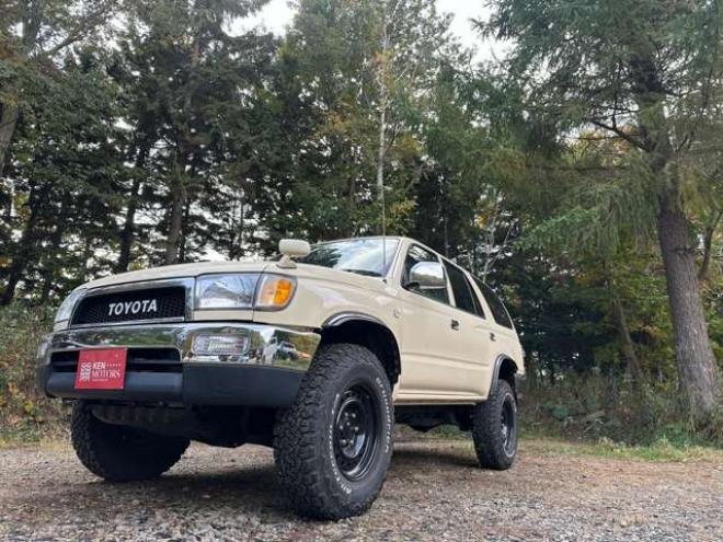 ハイラックスサーフ2.7 SSR-X プレミアムセレクション 4WD　リフトアップ　ETC　バックカメラ　社外ナビ　パワーウィンドウ　パワステ　ABS　全塗装済 2700