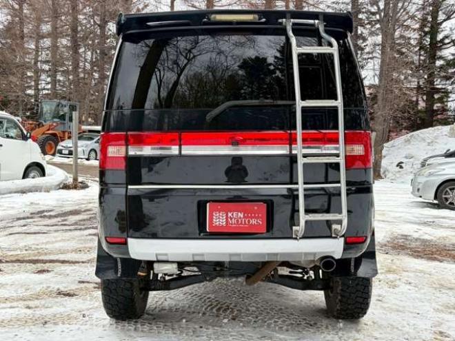 デリカD：5 2.4 G パワーパッケージ 4WD　リフトアップ　両側パワースライドドア　社外ナビ　バックカメラ　フロントカメラ　リアパワーゲート　後席モニター　パワステ　パワーウィンドウ　ABS　キーレスエントリー 2400