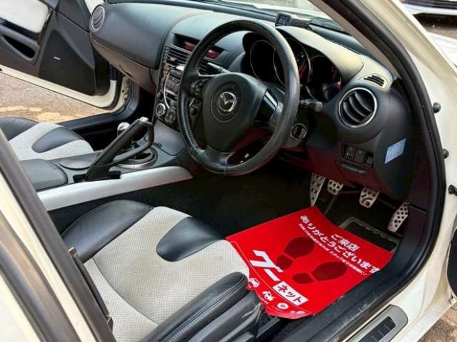 RX-8ロータリーエンジン40周年記念車　200台限定者　6速MT　マツダスピード　ETC　マフラーフジツボ　エンジンオーバーホール済　パワステ　パワーウィンドウ　社外アルミホイール　ABS　エアコン　盗難防止装置　電動シート 2WD 1300