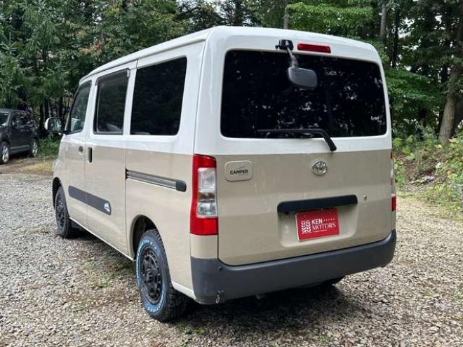 タウンエースバン1.5 GL 4WD　アルトピアーノ　ベージュツートン全塗装済　ベッドキット　セカンドバッテリー　ETC　フルセグTVナビ　バックカメラ　アイドリングストップ　ABS　レーンキープアシスト　盗難防止装置　パワステ　パワーウィンドウ 1500