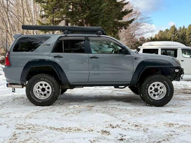 ハイラックスサーフ2.7 SSR-X アメリカンバージョン 4WD　社外ナビ　バックカメラ　リフトアップ　社外アルミ　エアコン　社外ETC　グリルガード　グッドリッチマフラー　LEDライト　全塗装済　パワーウィンドウ　パワステ　キーレス　ダッシュマット　タープ 2700