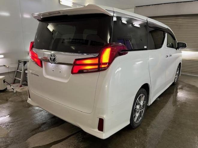 アルファード２．５Ｓ　Ｃパッケージ　本州仕入　寒冷地仕様　禁煙車　ＲＡＹＳ１８インチＡＷ　社外１６ＡＷ＋スタッドレスタイヤ付　純正リアフリップダウンモニター　全方位アラウンドビューモニター　前後ドライブレコーダー　パワーバックドア 4WD 2500 5Dr