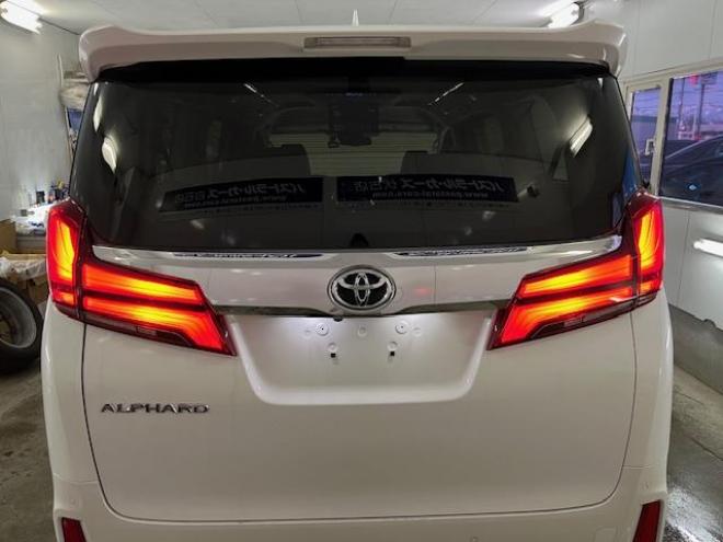 アルファード２．５Ｓ　Ｃパッケージ　本州仕入　寒冷地仕様　禁煙車　ＲＡＹＳ１８インチＡＷ　社外１６ＡＷ＋スタッドレスタイヤ付　純正リアフリップダウンモニター　全方位アラウンドビューモニター　前後ドライブレコーダー　パワーバックドア 4WD 2500 5Dr