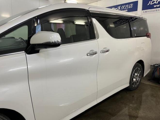 アルファード２．５Ｓ　Ｃパッケージ　本州仕入　寒冷地仕様　禁煙車　ＲＡＹＳ１８インチＡＷ　社外１６ＡＷ＋スタッドレスタイヤ付　純正リアフリップダウンモニター　全方位アラウンドビューモニター　前後ドライブレコーダー　パワーバックドア 4WD 2500 5Dr