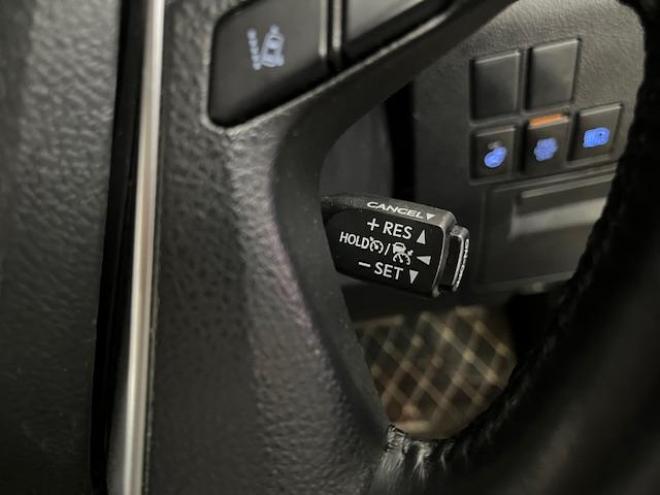 アルファード２．５Ｓ　Ｃパッケージ　本州仕入　寒冷地仕様　禁煙車　ＲＡＹＳ１８インチＡＷ　社外１６ＡＷ＋スタッドレスタイヤ付　純正リアフリップダウンモニター　全方位アラウンドビューモニター　前後ドライブレコーダー　パワーバックドア 4WD 2500 5Dr