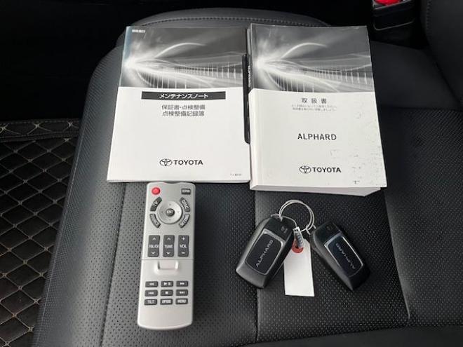 アルファード２．５Ｓ　Ｃパッケージ　本州仕入　寒冷地仕様　禁煙車　ＲＡＹＳ１８インチＡＷ　社外１６ＡＷ＋スタッドレスタイヤ付　純正リアフリップダウンモニター　全方位アラウンドビューモニター　前後ドライブレコーダー　パワーバックドア 4WD 2500 5Dr