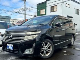 エルグランド　2.5 250ハイウェイスター 4WD　パワースライドドア　ナビフルセグTVバックモニター 2500