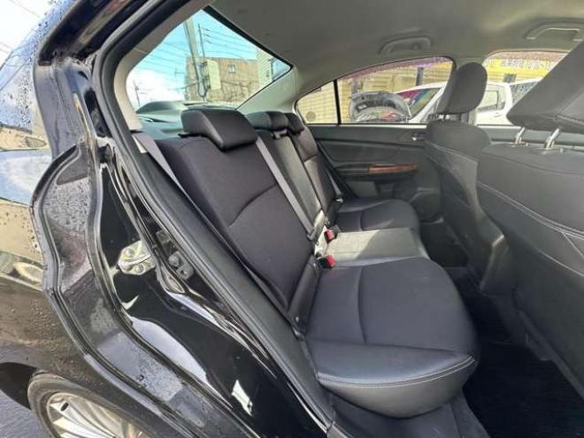 インプレッサG4 2.0 i-S アイサイト 4WD　SDナビ　Bluetooth　地デジ　バックカメラ　衝突軽減ブレーキ　レーンキープアシスト　純正アルミホイール夏　TEC　横滑り防止装置　アイドリングストップ　パワーコンセント　STIフロントアンダースポイラー 2000