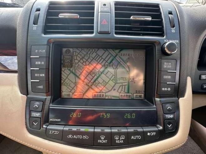 クラウンロイヤル 3.0 ロイヤルサルーン i-Four 4WD　純正HDDナビ　プッシュスタート　ビルトインETC　地デジ　社外アルミホイール夏　社外アルミホイール冬　バックモニター　クルーズコントロール 3000