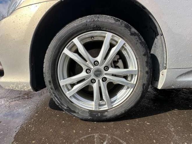 クラウンロイヤル 3.0 ロイヤルサルーン i-Four 4WD　純正HDDナビ　プッシュスタート　ビルトインETC　地デジ　社外アルミホイール夏　社外アルミホイール冬　バックモニター　クルーズコントロール 3000