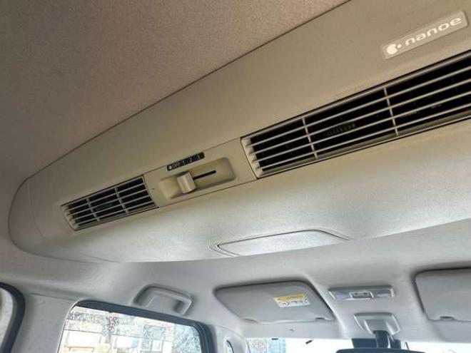 デイズルークスハイウェイスター Xターボ 4WD　片側パワースライドドア　Bluetooth　アイドリングストップ　横滑り防止　衝突軽減ブレーキ　シートヒーター　ナビ　地デジ　アラウンドビューモニター　バックモニター　純正アルミホイール夏　プッシュスタート 660