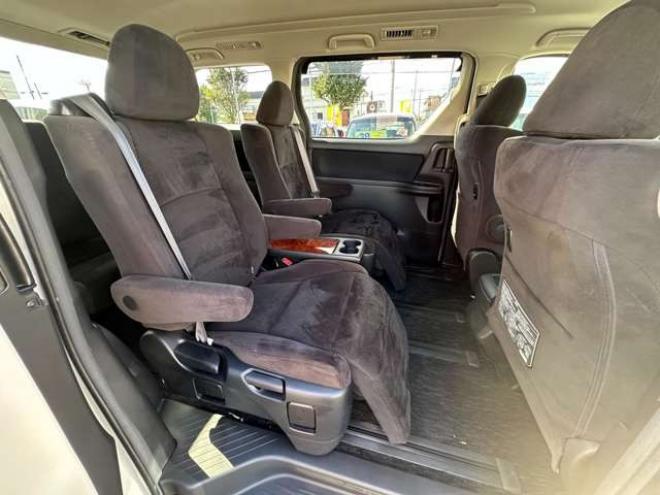 ヴェルファイア2.4 Z プラチナセレクション 4WD　両側パワースライドドア　HDDナビ　フルセグTV　バックモニター　プッシュスタート　横滑り防止装置　コーナーセンサー　パワーバックドア　純正アルミホイール　純正エンンジンスターター 2400