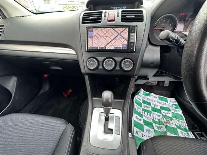 インプレッサスポーツ 1.6 i-L 4WD　SDナビ　Bluetooth　横滑り防止装置　アイドリングストップ　ETC　純正アルミホイール夏　　地デジ 1600