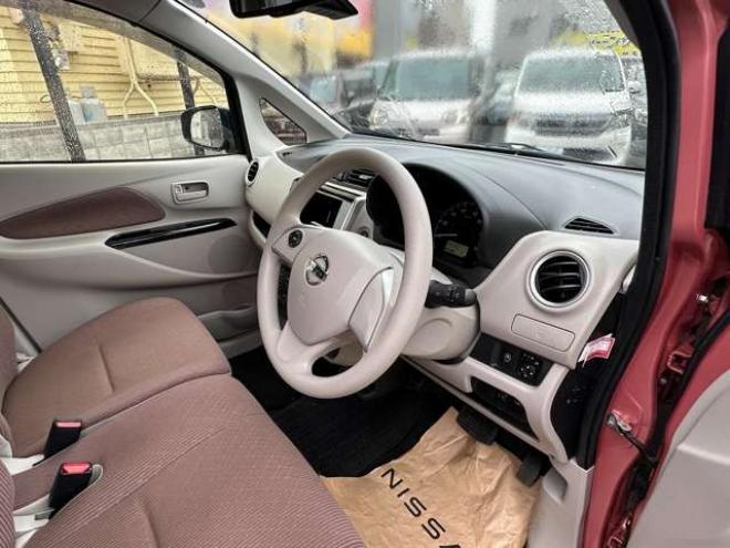 デイズX モカセレクション 4WD　4WD　アラウンドビューモニター　バックカメラ　アイドリングストップ　衝突軽減ブレーキ　横滑り防止装置　シートヒーター　純正アルミホイール夏 660