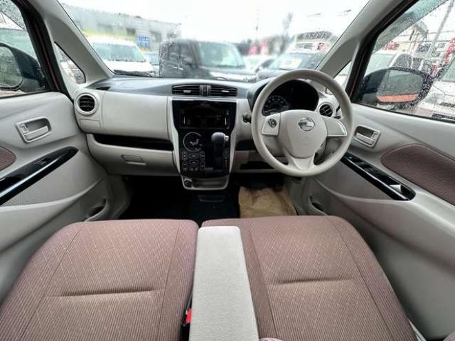 デイズX モカセレクション 4WD　4WD　アラウンドビューモニター　バックカメラ　アイドリングストップ　衝突軽減ブレーキ　横滑り防止装置　シートヒーター　純正アルミホイール夏 660