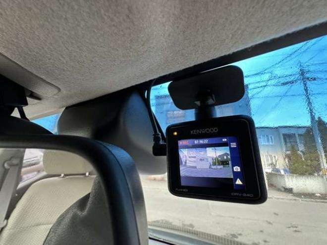 N-WGNG 4WD　SDナビ　プッシュスタート　バックカメラ　横滑り防止装置　スチールホイール冬　インテリジャントキー 660