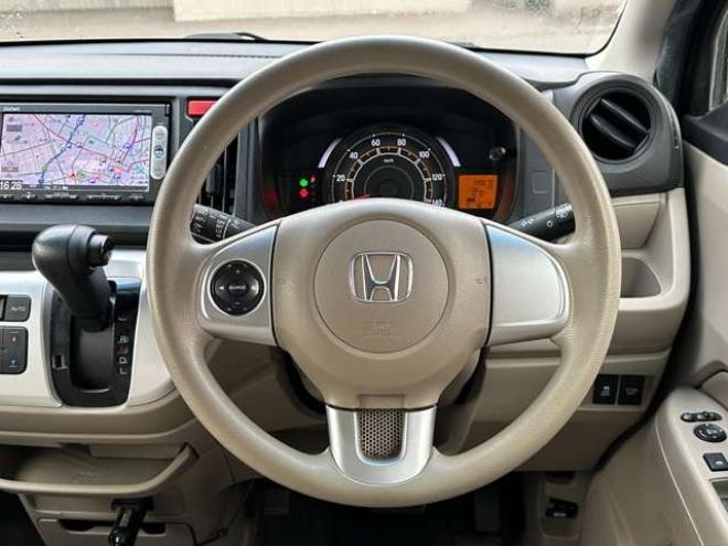 N-WGNG 4WD　SDナビ　プッシュスタート　バックカメラ　横滑り防止装置　スチールホイール冬　インテリジャントキー 660