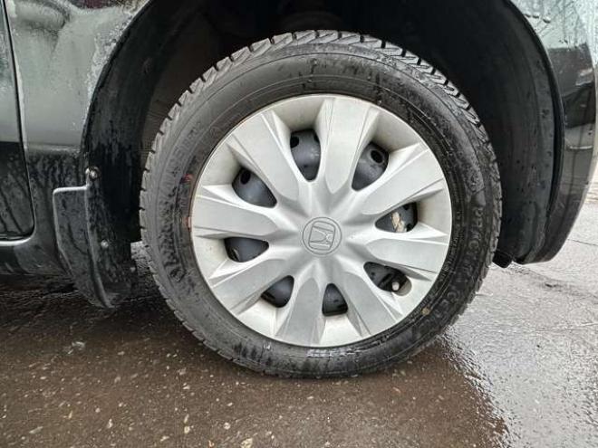 N-WGNG 4WD　SDナビ　プッシュスタート　バックカメラ　横滑り防止装置　スチールホイール冬　インテリジャントキー 660