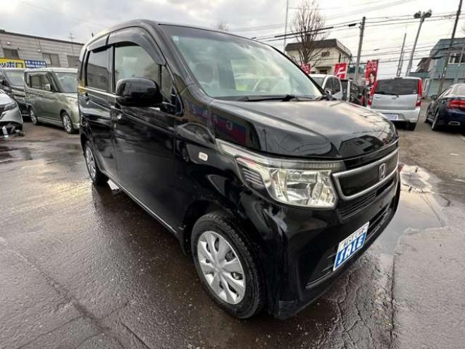 N-WGNG 4WD　SDナビ　プッシュスタート　バックカメラ　横滑り防止装置　スチールホイール冬　インテリジャントキー 660