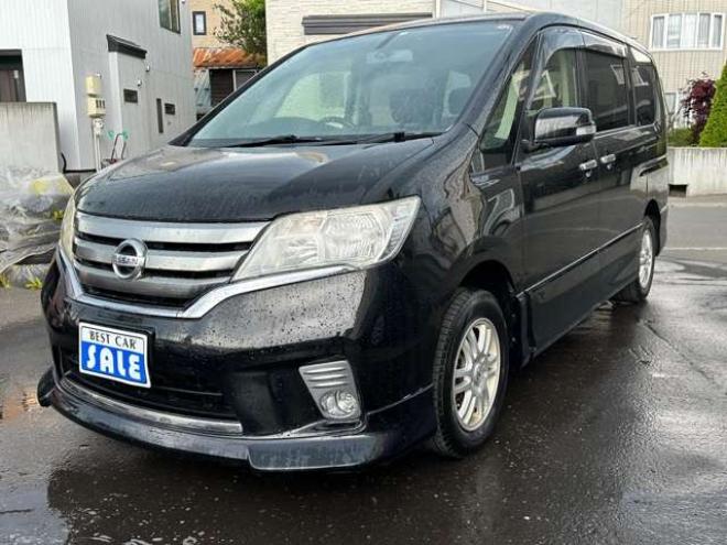 セレナ2.0 ハイウェイスター Vセレクション 4WD　両側ワンタッチオートスライドドア　ETC 2000