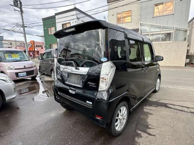 デイズルークスライダー ブラックライン ハイウェイスター ターボベース 4WD　 660