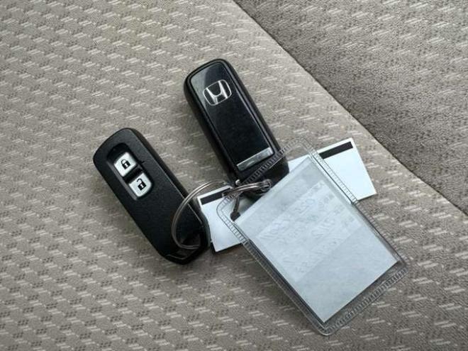 N-WGNG 4WD　4WD　SDナビ　横滑り防止装置　プッシュスタート　バックモニター　インテリジャントキー　スチールホイール冬 660