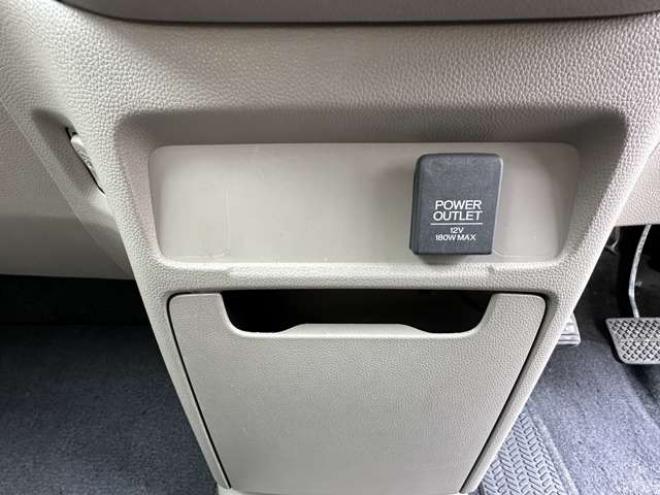 N-WGNG 4WD　4WD　SDナビ　Bluetooth　横滑り防止装置　スマートキー　アイ　社外アルミホイール夏　ドリングストップ　衝突安全BODY　ABS　スチールホイール冬 660