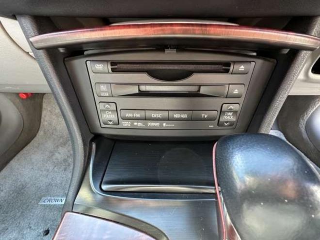 クラウンロイヤル 2.5 ロイヤルサルーン i-Four ナビパッケージ 4WD　純正HDDナビ　寒冷地仕様　地デジ　ビルトインETC　プッシュスタート　パワーシート　バックモニター　社外アルミホイール夏　純正アルミホイール冬　インテリジェントキー　横滑り防止装置 2500