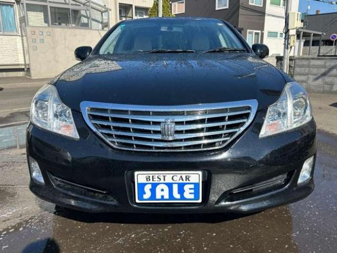 クラウンロイヤル 2.5 ロイヤルサルーン i-Four ナビパッケージ 4WD　純正HDDナビ　寒冷地仕様　地デジ　ビルトインETC　プッシュスタート　パワーシート　バックモニター　社外アルミホイール夏　純正アルミホイール冬　インテリジェントキー　横滑り防止装置 2500