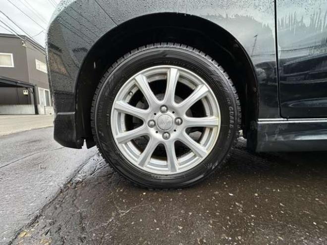 ソリオ1.2 ハイブリッド MZ 4WD　両側パワースライドドア　SDナビ　Bluetooth　地デジ　アイドリングストップ　横滑り防止装置　前席シートヒーター　インテリキー　社外アルミホイール冬　純正アルミホイール夏 1200