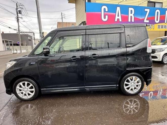 ソリオ1.2 ハイブリッド MZ 4WD　両側パワースライドドア　SDナビ　Bluetooth　地デジ　アイドリングストップ　横滑り防止装置　前席シートヒーター　インテリキー　社外アルミホイール冬　純正アルミホイール夏 1200