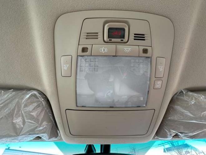 クラウンロイヤル 3.0ロイヤルサルーンi-Fourウェルキャブ全自動助手席回転スライドシート車Bタイプ 4WD　純正ナビ　バックモニター　インテリジェントキー　純正17インチアルミホイール冬　地デジ　プッシュスタート　クルーズコントロール　福祉車輌 3000