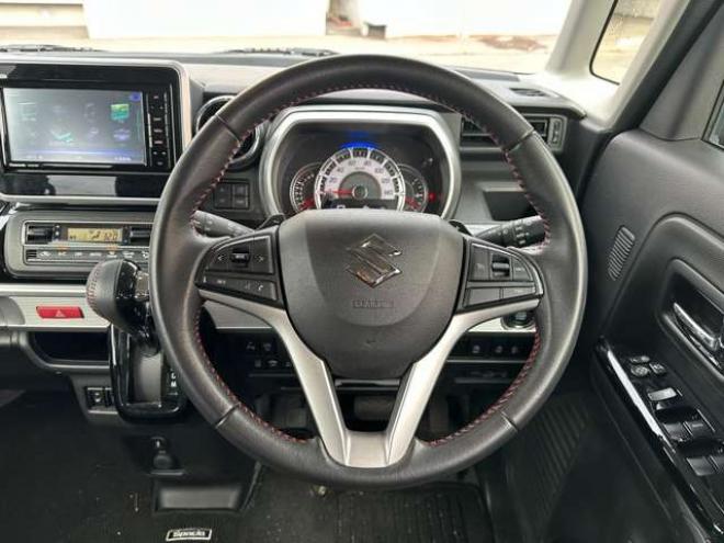 スペーシアカスタム ハイブリッド XSターボ 4WD　両側パワースライドドア　ナビ　Bluetooth　プッシュスタート　アイドリングストップ　ビルトインETC　コーナーセンサー　レーンキープアシスト　衝突軽減ブレーキ　横滑り防止装置　前席シートヒーター 660