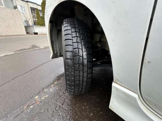 スペーシアカスタム ハイブリッド XSターボ 4WD　両側パワースライドドア　ナビ　Bluetooth　プッシュスタート　アイドリングストップ　ビルトインETC　コーナーセンサー　レーンキープアシスト　衝突軽減ブレーキ　横滑り防止装置　前席シートヒーター 660