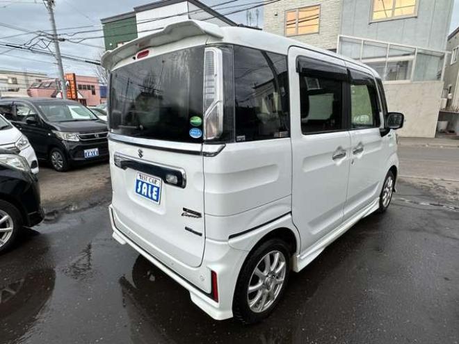 スペーシアカスタム ハイブリッド XSターボ 4WD　両側パワースライドドア　ナビ　Bluetooth　プッシュスタート　アイドリングストップ　ビルトインETC　コーナーセンサー　レーンキープアシスト　衝突軽減ブレーキ　横滑り防止装置　前席シートヒーター 660