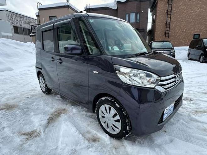 デイズルークスS 4WD　シートシーター　アイドリングストップ　横滑り防止装置　衝突軽減軽減ブレーキ　ETC　スチールホイール冬　フルセグTV　ナビ 660