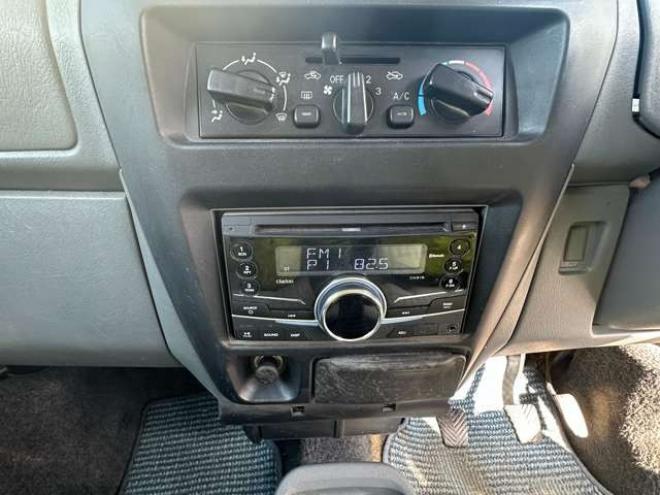 タウンボックスLX ハイルーフ 4WD　5MT　社外CDオーディオ　ETC　社外アルミホイール冬 660