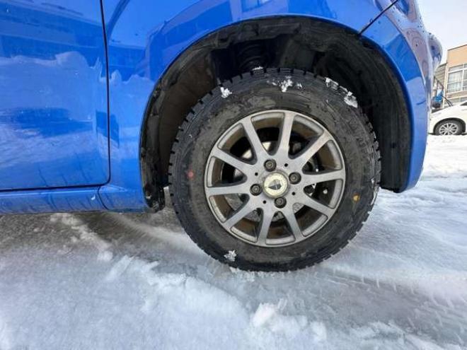 モコX FOUR 4WD　プッシュスタート　シートヒーター　社外CDオーディオ　社外アルミホイール冬　スチールホイール夏　インテリキー 660