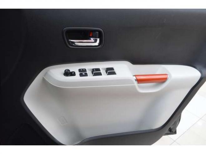 イグニス1.2 ハイブリッド MZ 4WD　ワンオーナー車ハイブリッド4WDセーフティサポート搭載アイドリングストップパドルシフト8インチナビTVドライブレコーダーETCハイビームアシストLEDクルーズコントロール 1200