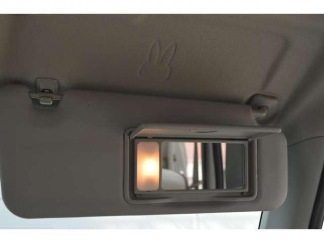 ラパンX 4WD　ワンオーナー車4WDセーフティサポート搭載アイドリングストップ横滑り防止装置デュアルセンサーブレーキサポート後退時ブレーキサポートハイビームアシストLEDライト 660