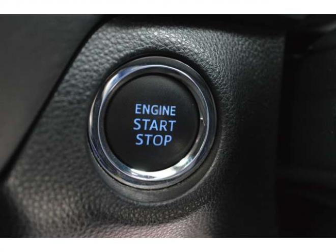 RAV-42.0 G 4WD　ワンオーナー車4WDプリクラッシュセーフティ黒革シートヒーターレーダークルーズコントロール8インチナビTVバックカメラLEDパワーバックドアステアリングヒーター横滑り防止装置パーキングセンサー 2000