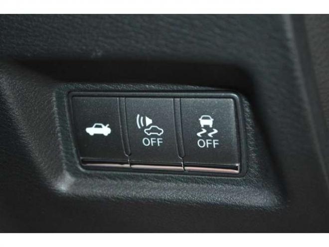 スカイライン3.5 350GT FOUR ハイブリッド タイプP　ハイブリッド4WDアイドリングストップエマージェンシーブレーキ横滑り防止装置HIDライト全方位モニター付純正ナビTVバックカメラ黒革シートヒーターETCアダプティブクルーズコントロール 3500