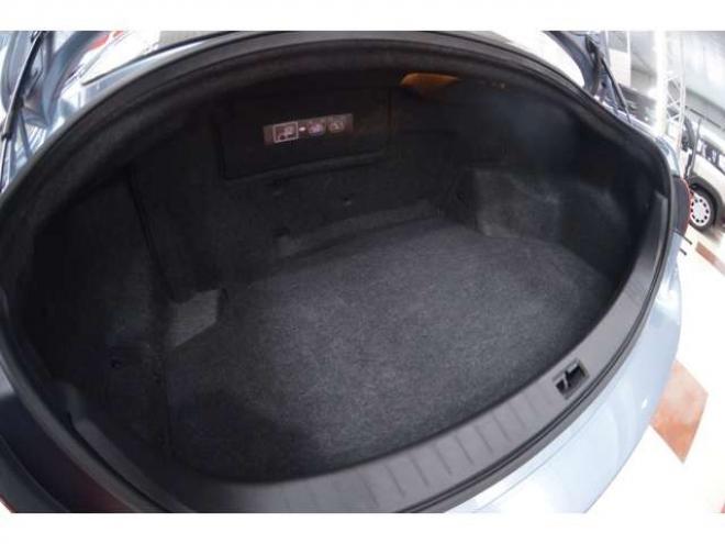 スカイライン3.5 350GT FOUR ハイブリッド タイプP　ハイブリッド4WDアイドリングストップエマージェンシーブレーキ横滑り防止装置HIDライト全方位モニター付純正ナビTVバックカメラ黒革シートヒーターETCアダプティブクルーズコントロール 3500