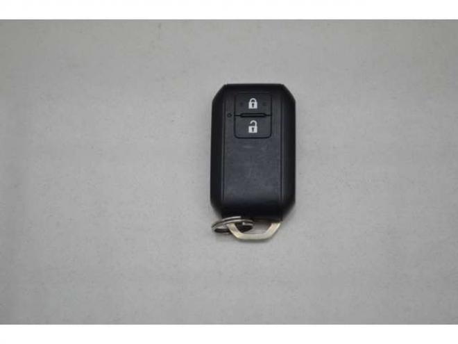 ジムニーXC 4WD　ワンオーナー車4WDターボセーフティサポート搭載アイドリングストップ横滑り防止装置7インチナビTVバックカメラハイビームアシストLEDライトETCクルーズコントロールドライブレコーダー 660