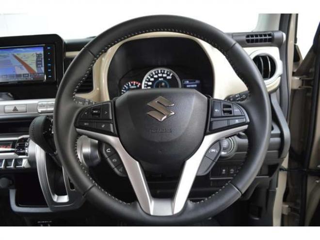 クロスビー1.0 ハイブリッド MZ 4WD　ワンオーナー車ハイブリット4WDターボパドルシフトセーフティサポート搭載アダプティブクルーズコントロールアイドリングストップ全方位モニター付8インチナビTVバックカメラハイビームアシストLEDライト 1000