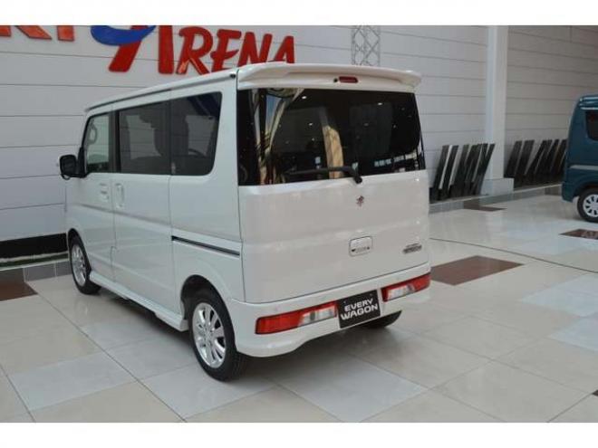 エブリィワゴン PZターボスペシャル 4WD　ワンオーナー車4WDターボセーフティサポート搭載アイドリングストップ横滑り防止装置7インチワイドナビTVバックカメラ両側オートスライドドアオートステップリアパーキングセンサーハイビームアシストLED 660