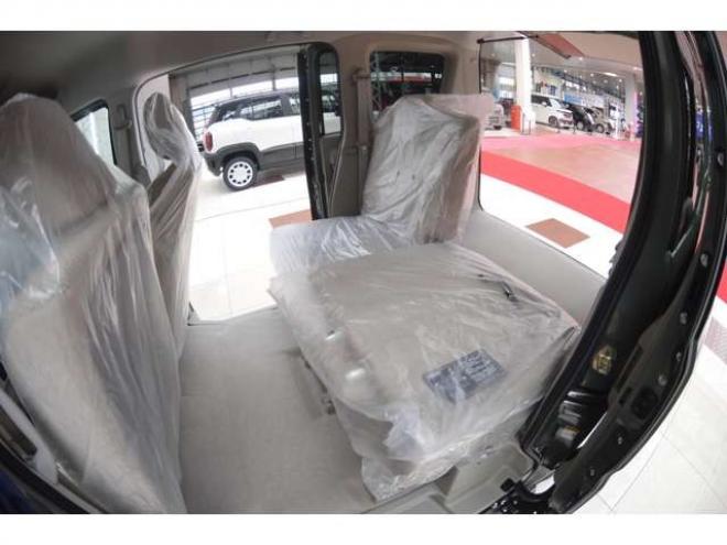 エブリィワゴン PZターボスペシャル ハイルーフ 4WD　届出済未使用車4WDターボハイルーフセーフティサポート搭載アイドリングストップ純正バックカメラ付ディスプレイオーディオ両側オートスライドドアオートステップリアパーキングセンサーハイビームアシストLED 660